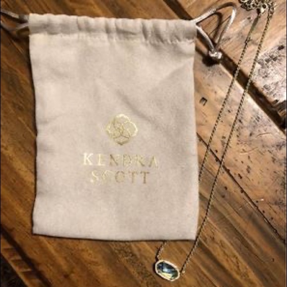 Kendra Scott Abalone Shell Necklace - Picture 2 of 3